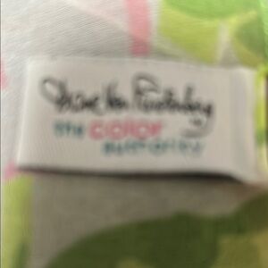 Chic Green and Pink Top